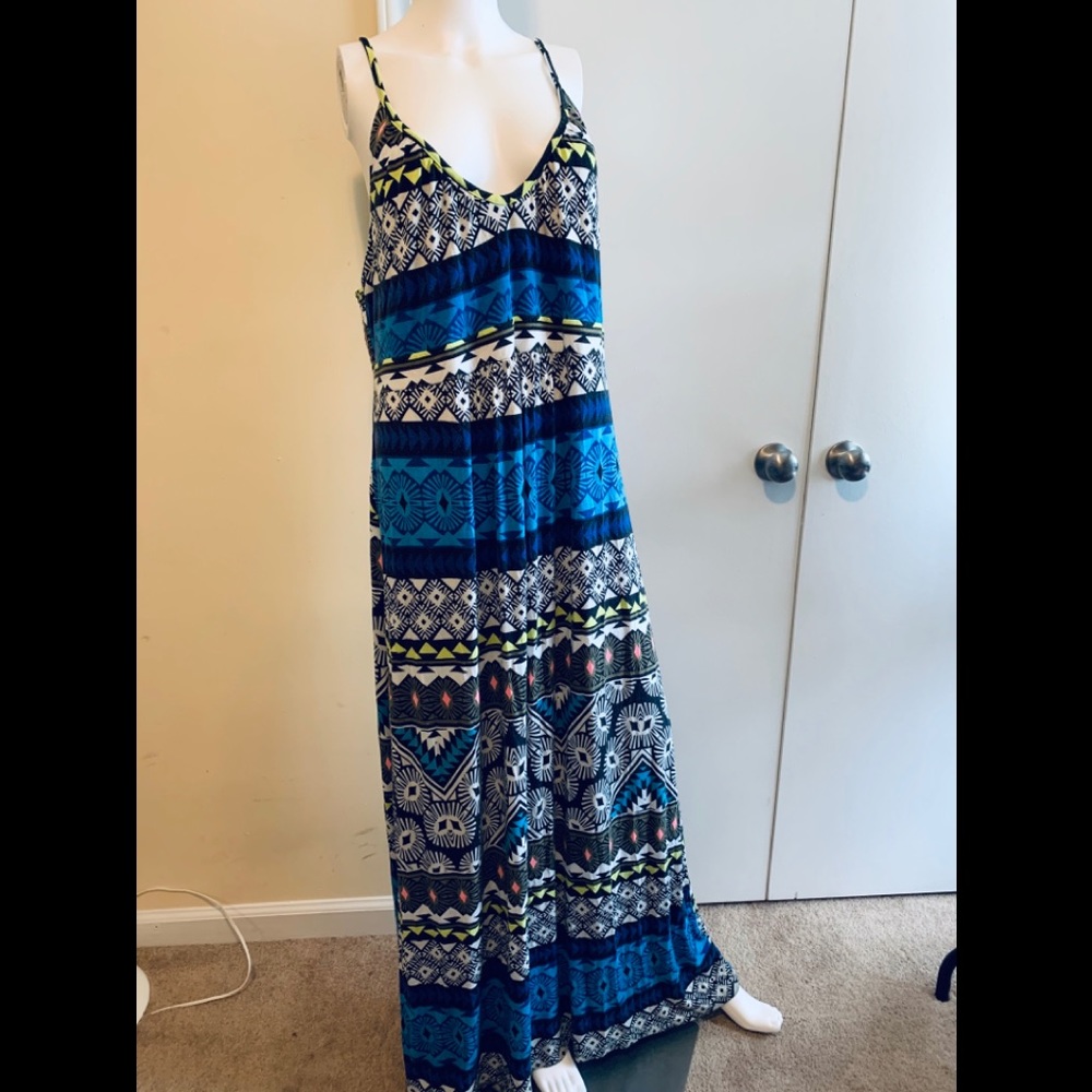5/$25 Old Navy Dress Size XL💓